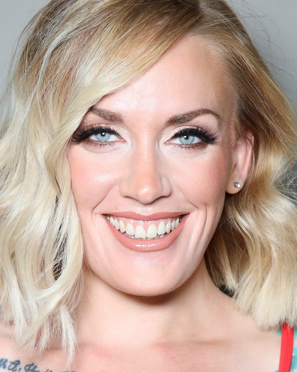 Deidra Skappak smiling at the camera
